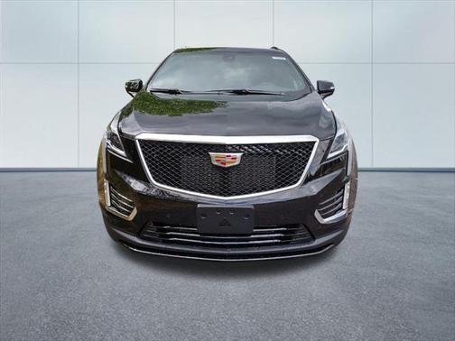 2025 Cadillac XT5 Sport