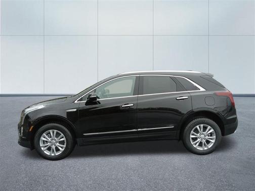 Stellar Black Metallic 2026 Cadillac XT5 Luxury