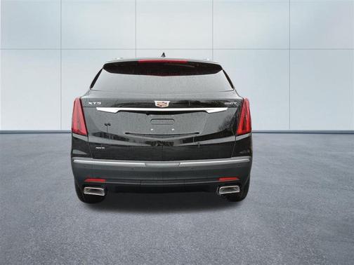 Stellar Black Metallic 2026 Cadillac XT5 Luxury