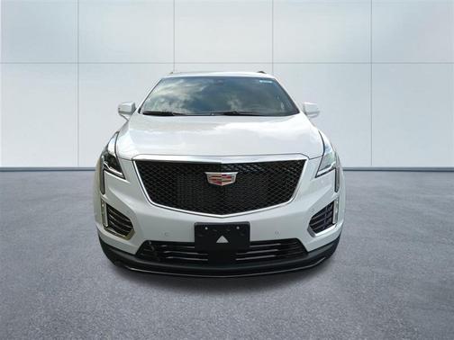 2025 Cadillac XT5 Sport