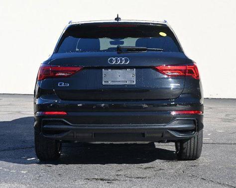 Photo 4 of 21 of 2022 Audi Q3 45 S line Premium