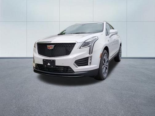 2025 Cadillac XT5 Sport