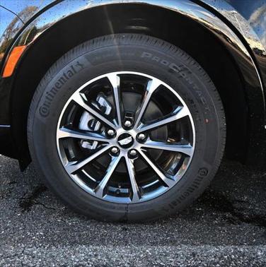 2025 Cadillac XT4 Sport