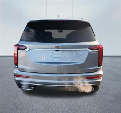 2025 Cadillac XT6 Luxury AWD