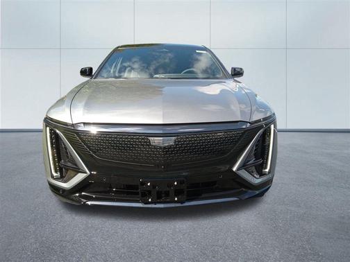 2025 Cadillac LYRIQ Sport