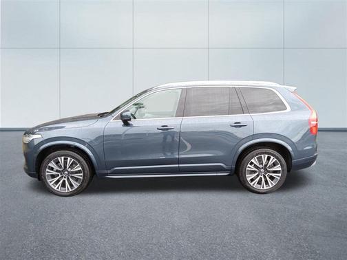 2021 Volvo XC90 T5 Momentum