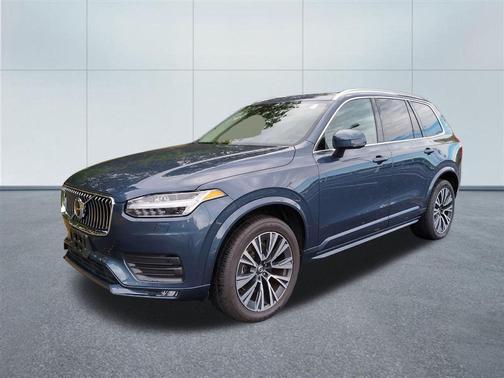2021 Volvo XC90 T5 Momentum