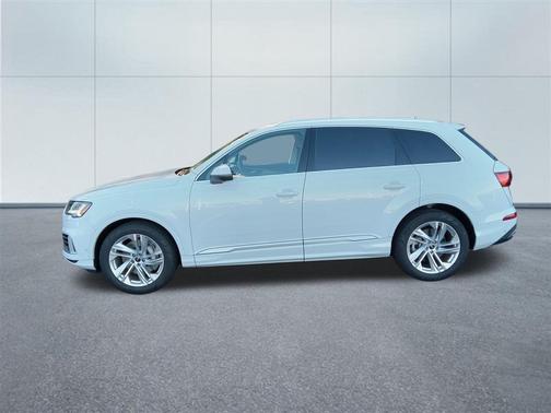2023 Audi Q7 55 Prestige