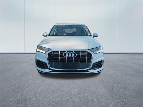 2023 Audi Q7 55 Prestige