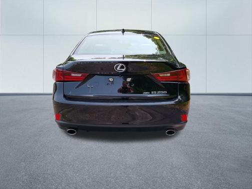 2015 Lexus IS 250 Crafted Line