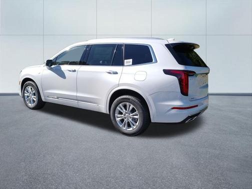 2025 Cadillac XT6 Luxury AWD