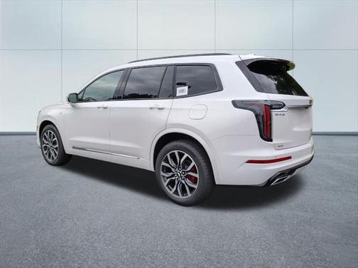 2025 Cadillac XT6 Sport AWD