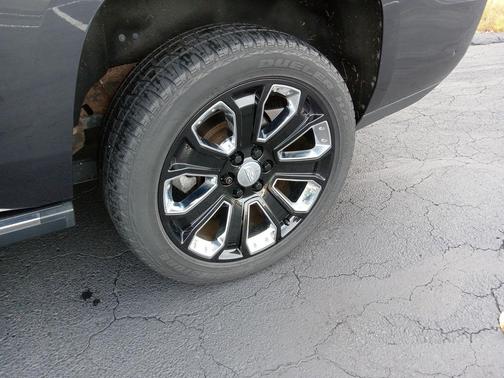2019 Cadillac Escalade Platinum