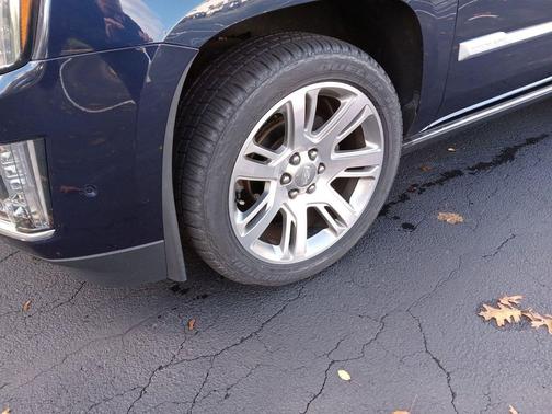 2020 Cadillac Escalade Premium Luxury