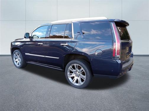 2020 Cadillac Escalade Premium Luxury