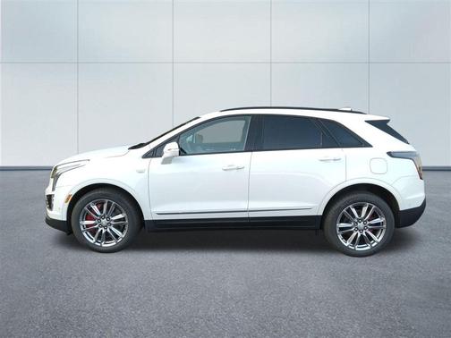 2025 Cadillac XT5 Sport