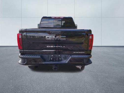 2025 GMC Sierra 3500 Denali