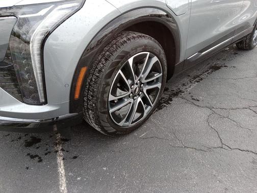 2026 Cadillac OPTIQ Sport