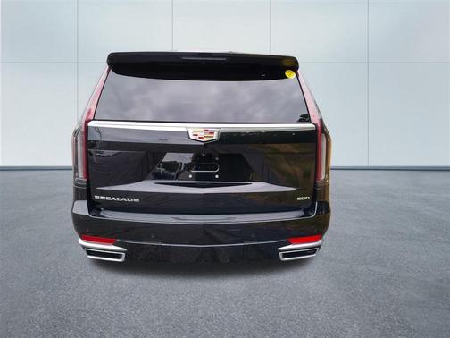 2023 Cadillac Escalade Luxury
