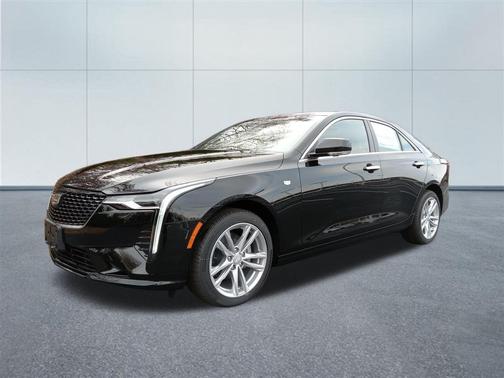 2026 Cadillac CT4 Luxury RWD