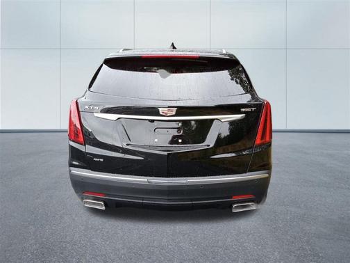 2025 Cadillac XT5 Luxury
