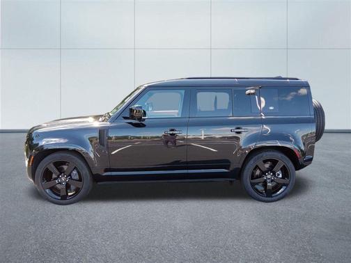 2023 Land Rover Defender 110 X-Dynamic SE