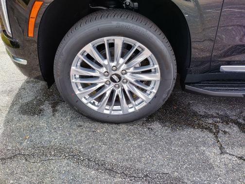 2025 Cadillac Escalade ESV Premium Luxury