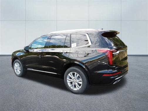 2025 Cadillac XT6 Luxury AWD