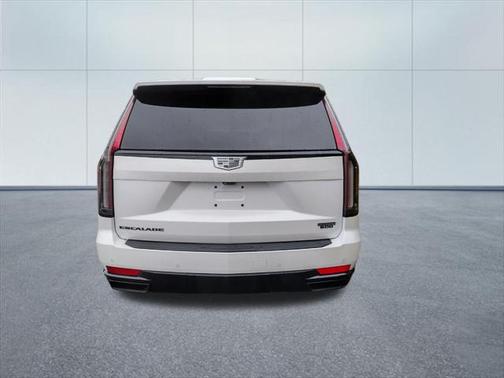 2022 Cadillac Escalade Sport