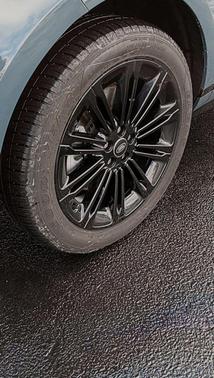 2025 Land Rover Range Rover Evoque Dynamic SE