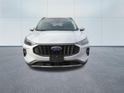 2025 Ford Escape PHEV SE