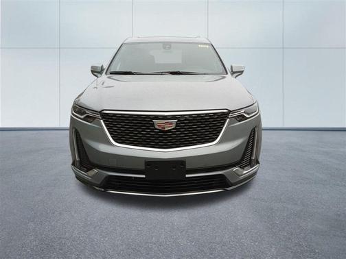Argent Silver Metallic 2024 Cadillac XT6 Luxury AWD