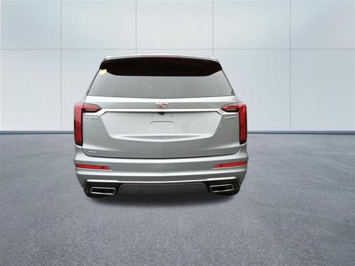 Argent Silver Metallic 2024 Cadillac XT6 Luxury AWD