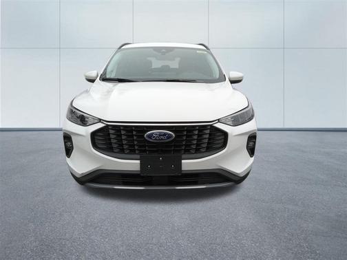 2025 Ford Escape PHEV SE