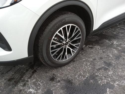 2025 Ford Escape PHEV SE