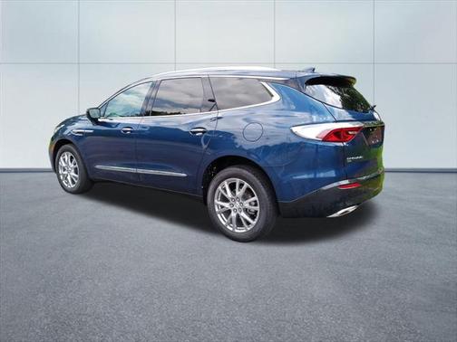 2024 Buick Enclave Essence AWD