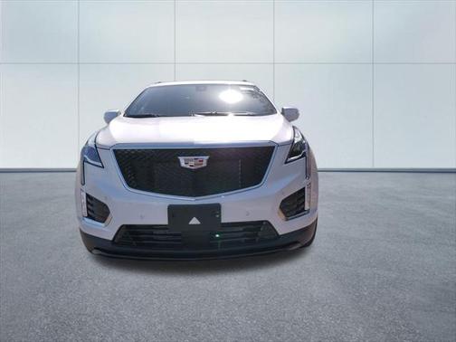 2025 Cadillac XT5 Sport