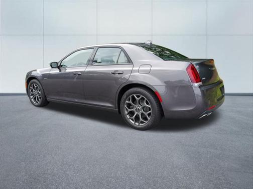 2018 Chrysler 300 S