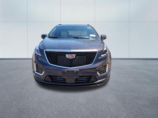 2025 Cadillac XT5 Sport