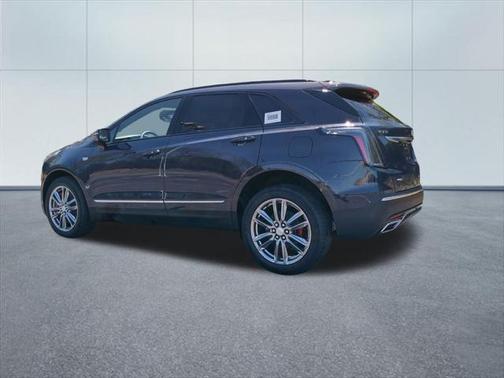 2025 Cadillac XT5 Sport