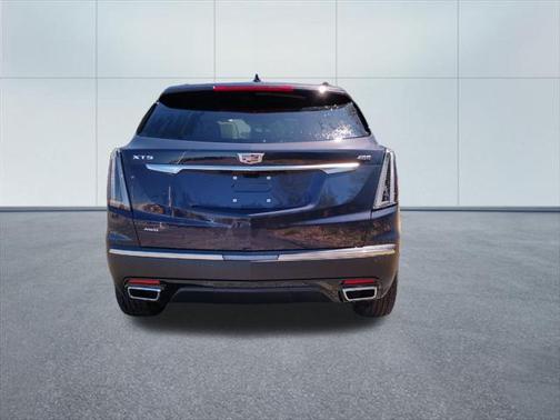 2025 Cadillac XT5 Sport