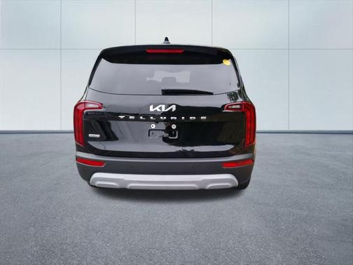 2022 Kia Telluride LX