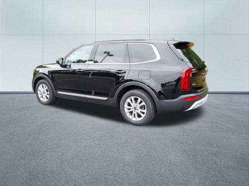 2022 Kia Telluride LX