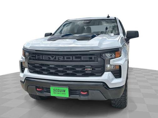 Summit White 2023 Chevrolet Silverado 1500 Custom Trail Boss