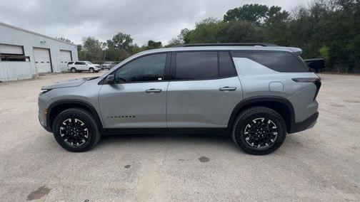 Sterling Gray Metallic 2025 Chevrolet Traverse AWD Z71
