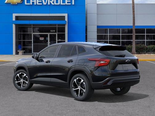 Mosaic Black Metallic 2026 Chevrolet Trax FWD 1RS