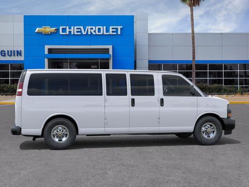 Summit White 2025 Chevrolet Express 3500 RWD 3500 Extended Wheelbase LS
