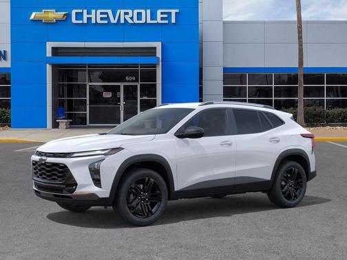 Summit White 2026 Chevrolet Trax FWD ACTIV