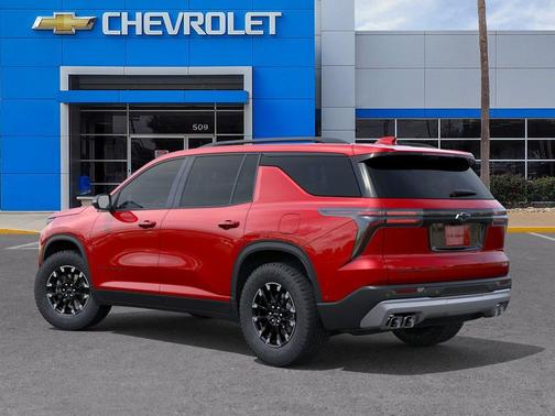 Radiant Red Tintcoat 2026 Chevrolet Traverse AWD Z71