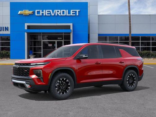 Radiant Red Tintcoat 2026 Chevrolet Traverse AWD Z71